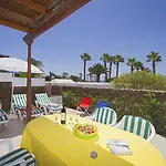 Playa Flamingo B شقة *